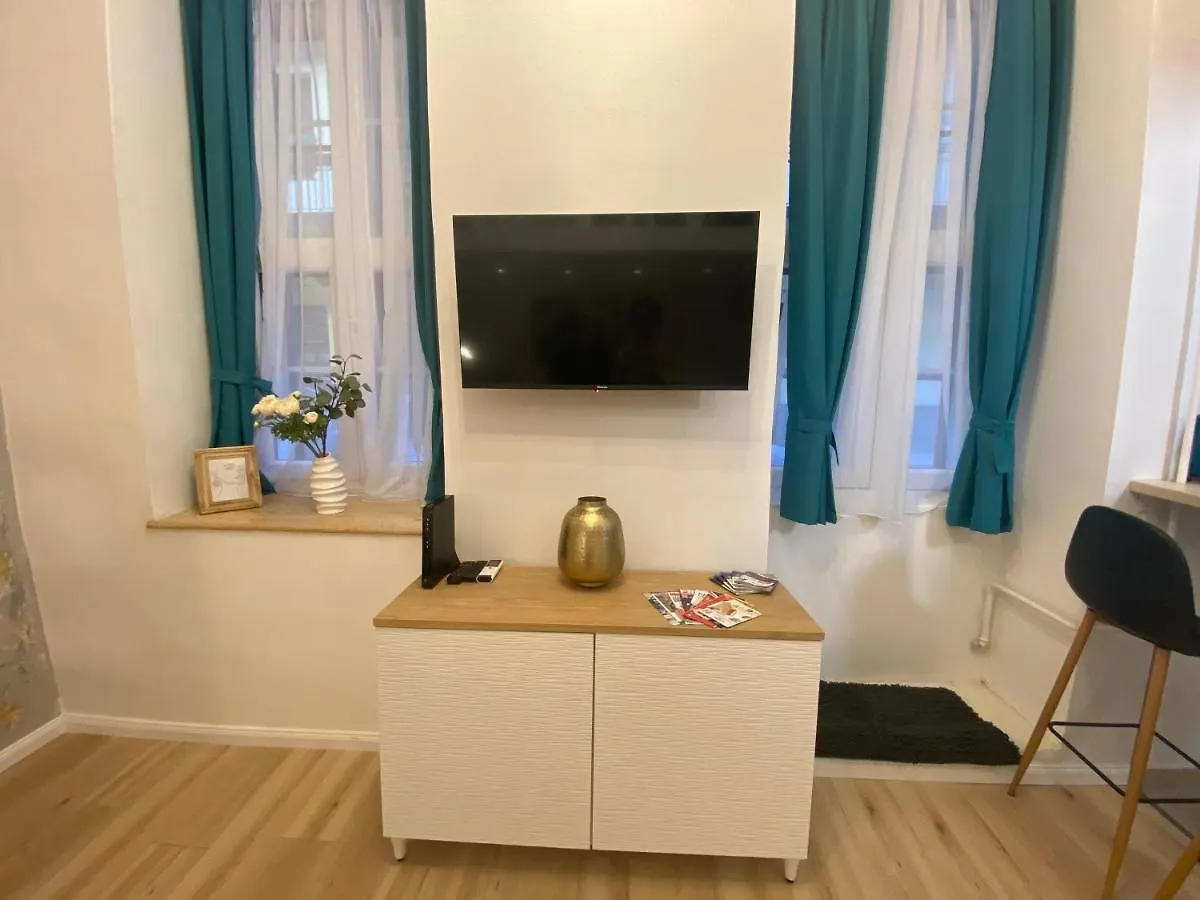Goldart Design Apartment In The Heart Of 부다페스트 헝가리