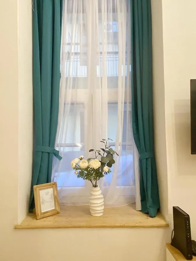Goldart Design Apartment In The Heart Of 부다페스트