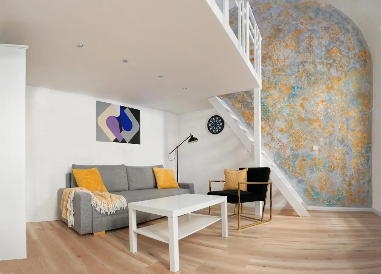 Goldart Design Apartment In The Heart Of 부다페스트