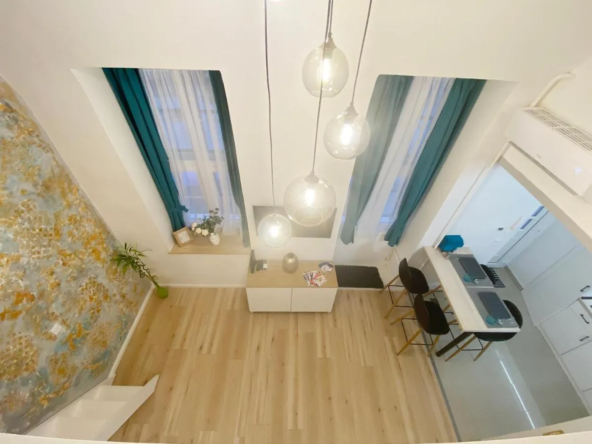 Goldart Design Apartment In The Heart Of 부다페스트